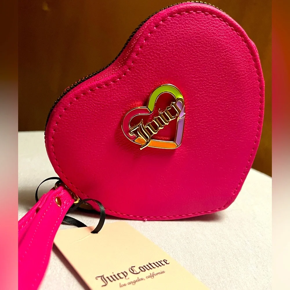 Juicy Couture Pink Flash Love Mode Heart Zip Around Wristlet - Picture 1 of 3